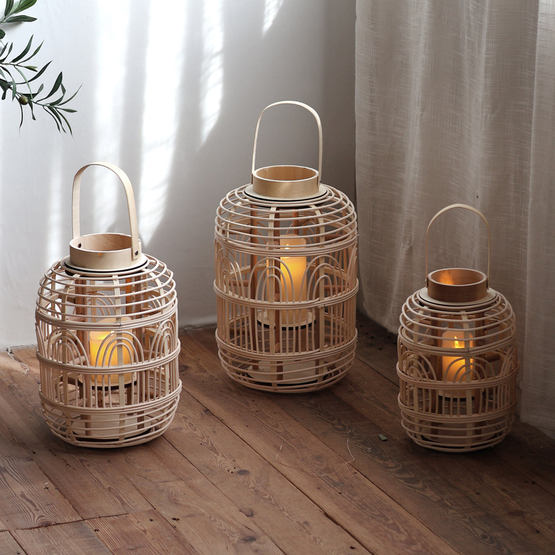 Handcrafted Lantern Bowlift