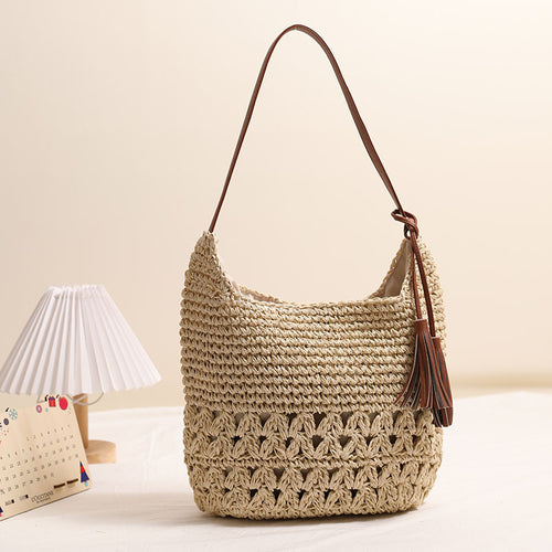 Handcrafted Shoulder Bag Made of Braided Natural Material Bowlift