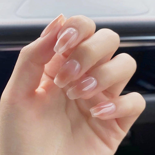 Artificial nails with natural finish Bowlift