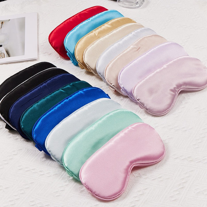 Women's ergonomic sleep mask made of satin-like material with contoured eye area Bowlift