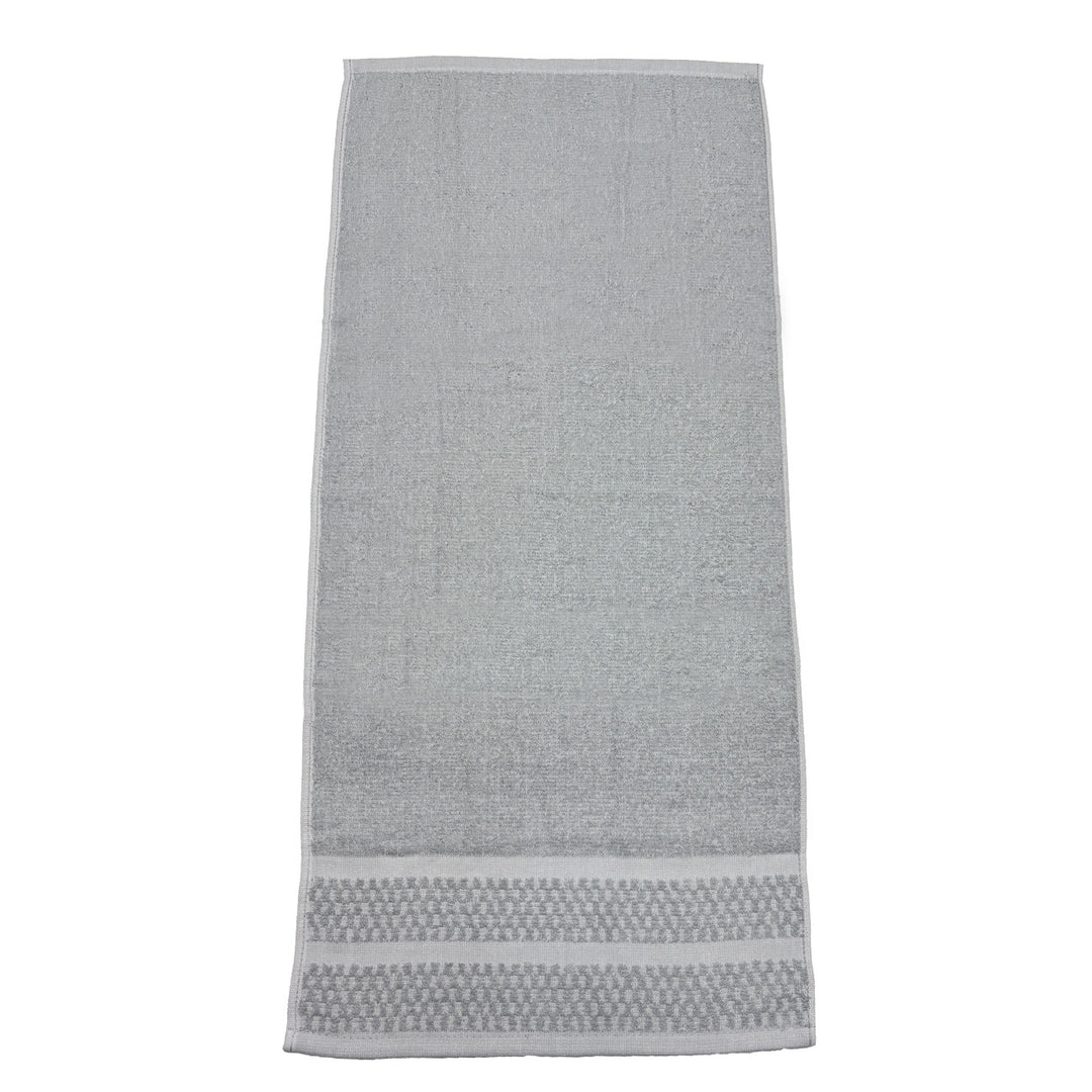 Elegant and Soft Bath Towel with Luxurious Border Bowlift