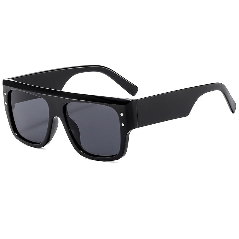 Ladies fashionable sunglasses with rectangular frame and polarized lenses Bowlift