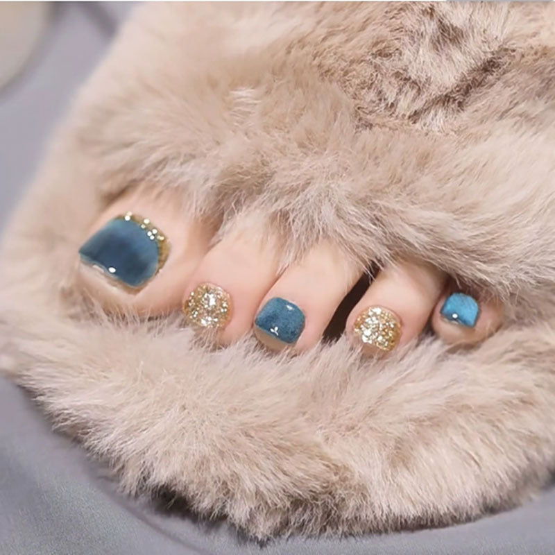 Glamorous Glittering Pedicure Set Bowlift