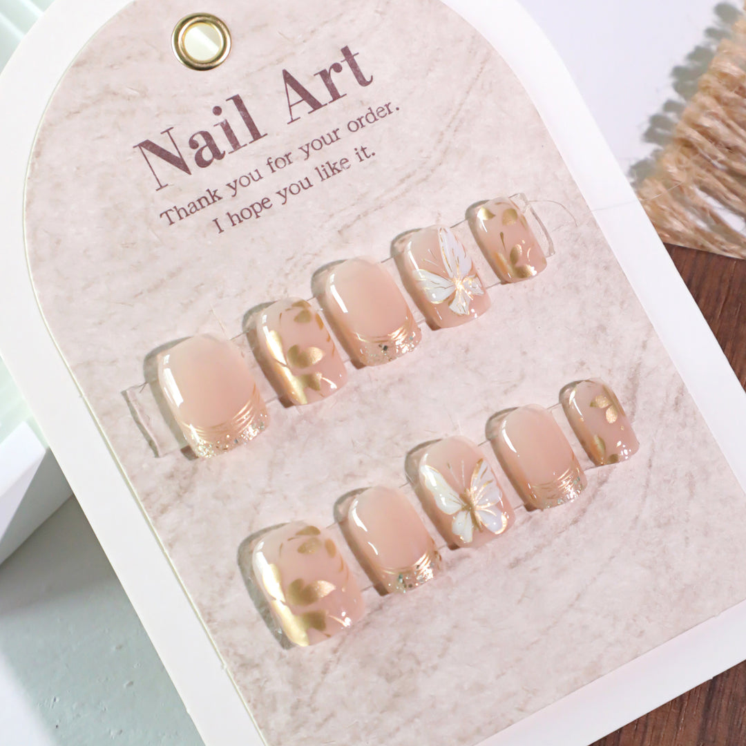 Artful nail design with leaf motifs Bowlift