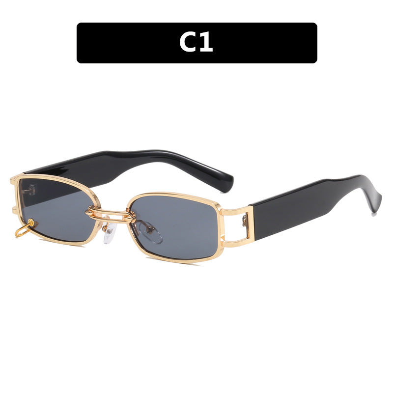 Ladies sunglasses in luxurious rectangular design with golden accents Bowlift