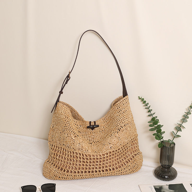 Hand-knotted shopper bag with trendy mesh design Bowlift