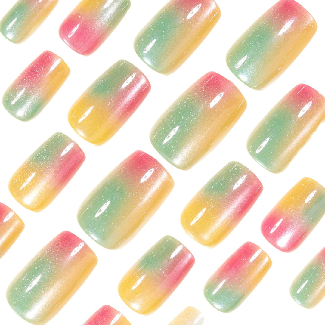 Artificial Nail Set with Shimmering Ombre Effect Bowlift