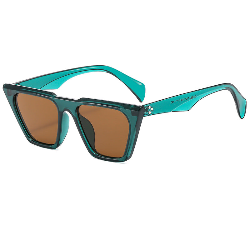 Women's Sunglasses Bowlift