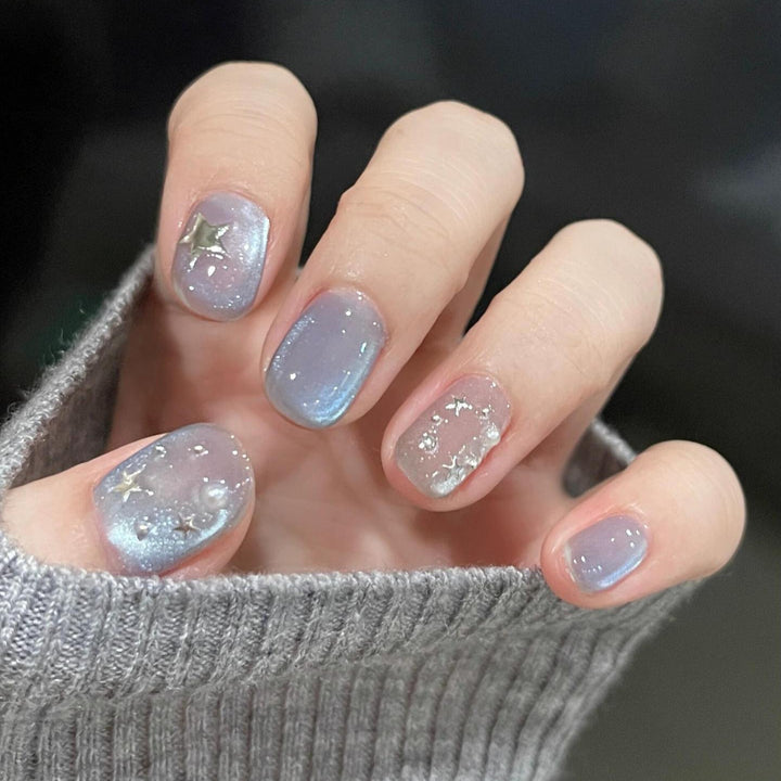 Artificial nails with shimmering star design Bowlift