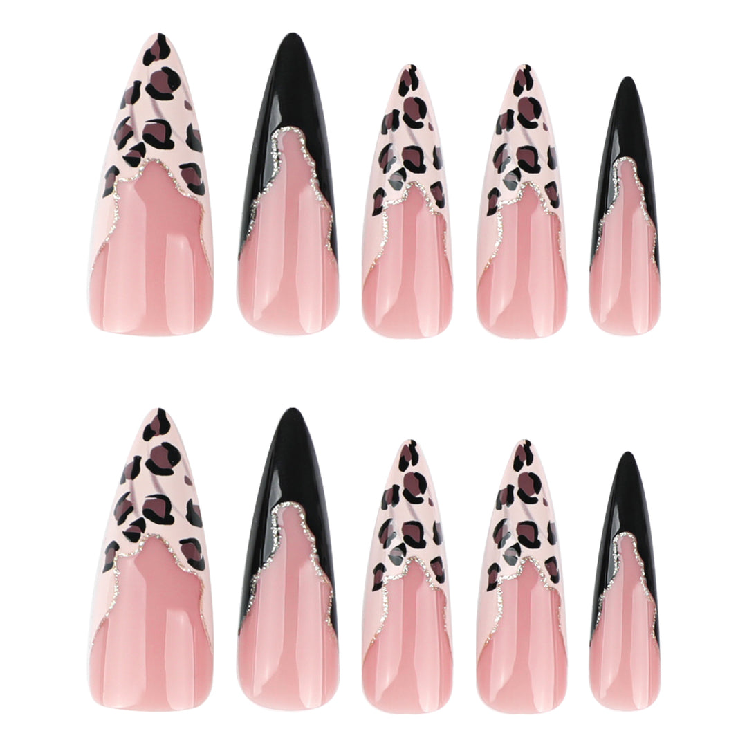 Artful stiletto nails in elegant leopard design Bowlift