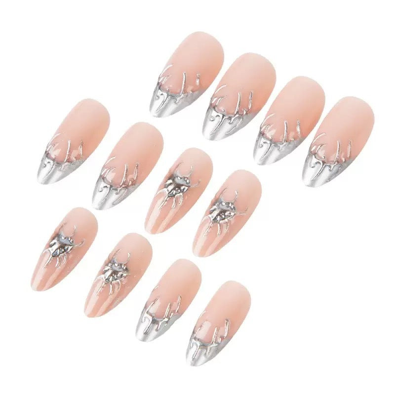 Creative Nail Art with Stylish Metallic Finish Bowlift