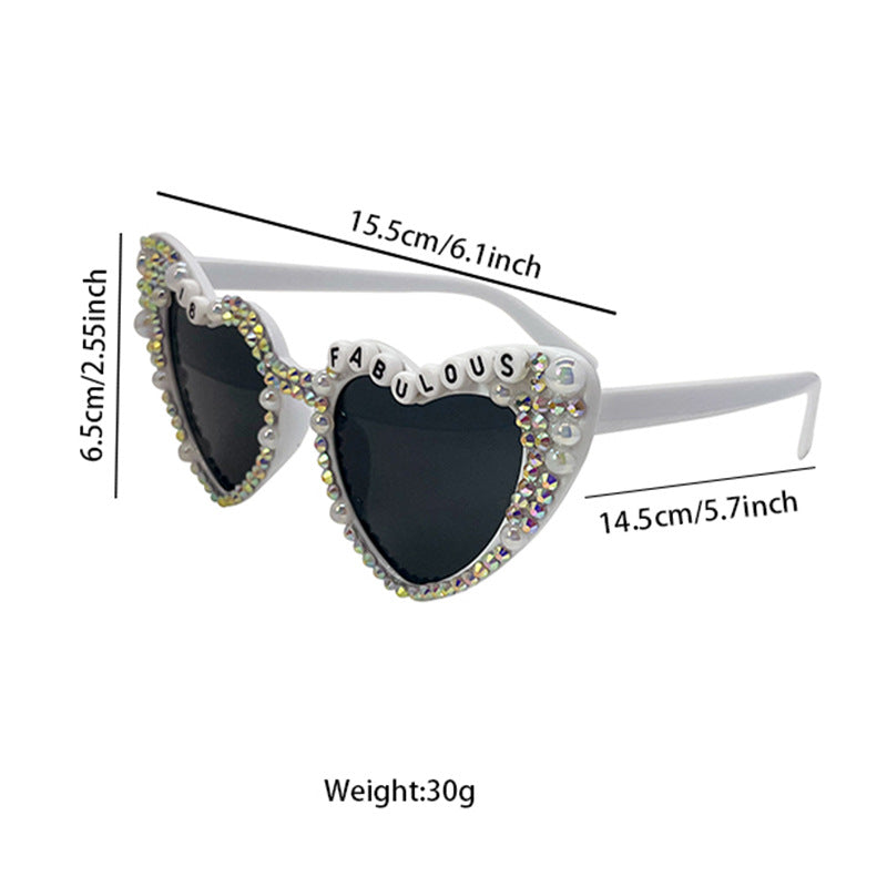 Glamorous Heart-Shaped Sunglasses Bowlift