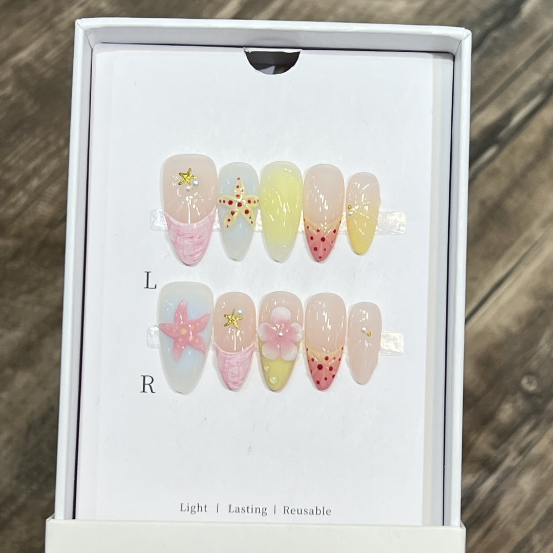 Summer-Inspired Press-On Nail Art Set Bowlift
