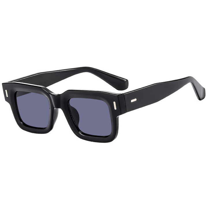 Ladies stylish square sunglasses with eye-catching leopard print Bowlift