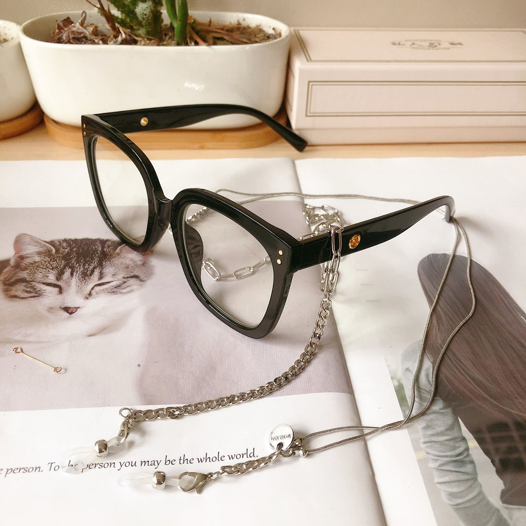 Versatile Chain Eyewear Holder Bowlift