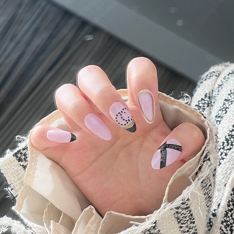 Glamorous Glittery Stiletto Press-On Nails Bowlift