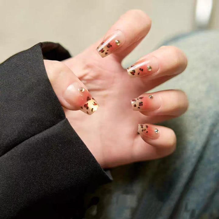 Elegant Press-On Nail Art Set with Floral and Gemstone Embellishments Bowlift