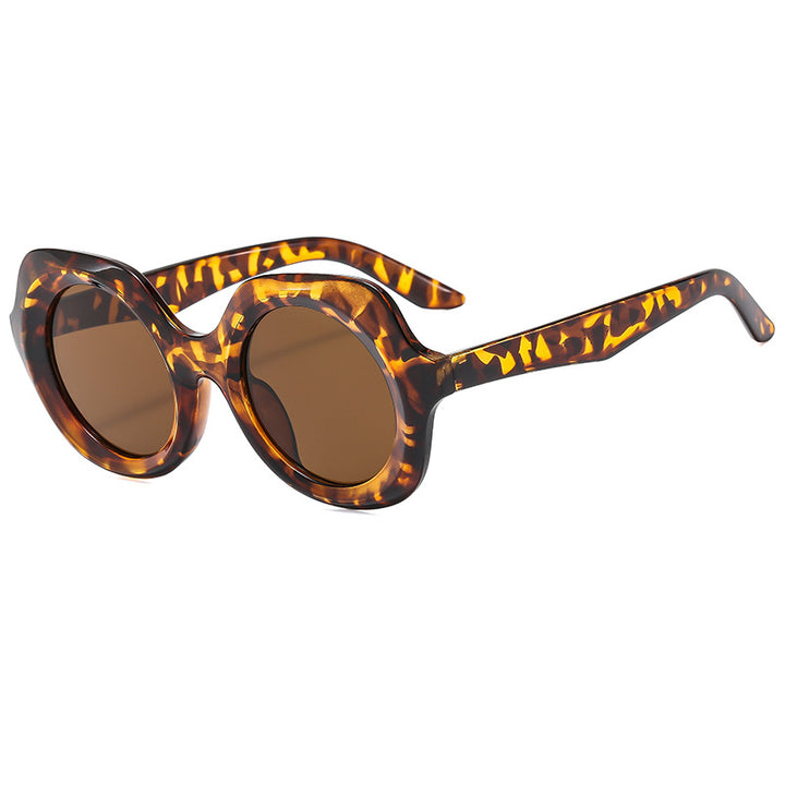 Ladies designer sunglasses with extravagant tortoiseshell frame Bowlift