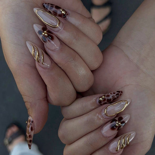 Nail art set with luxurious 3D decorations and golden accents Bowlift