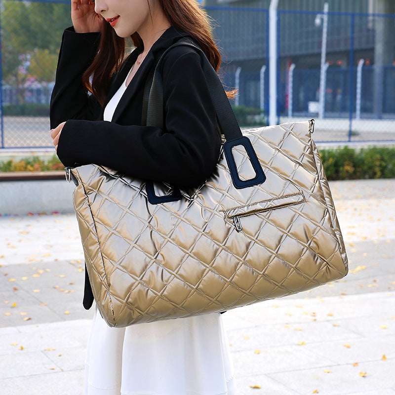 Quilted Multi-Functional Travel Tote Bag Bowlift