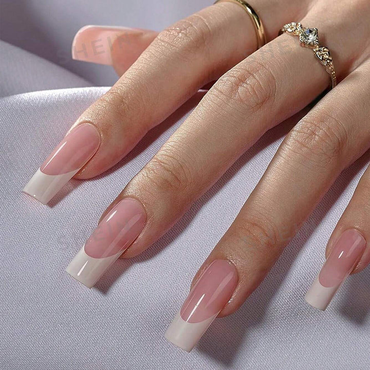 Modern French Tip Press-On Nails Bowlift