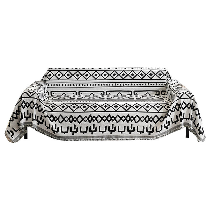 Elegant Geometric Pattern Throw Blanket