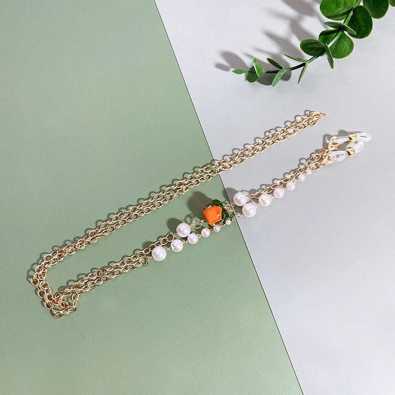 Elegant necklace with pearls and rubies Bowlift
