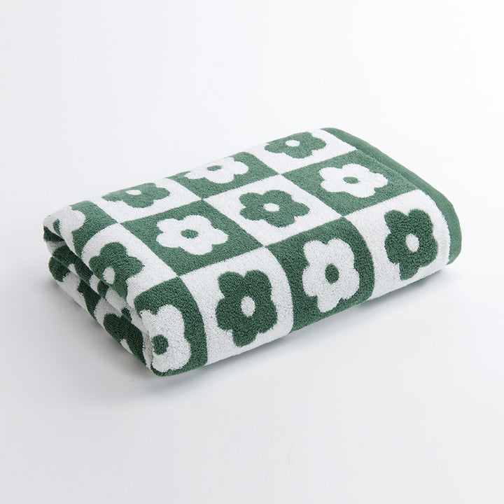 Women's Luxurious Terry Bath Towel with Floral Pattern Bowlift