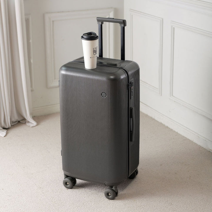 Lightweight Hard Shell Luggage