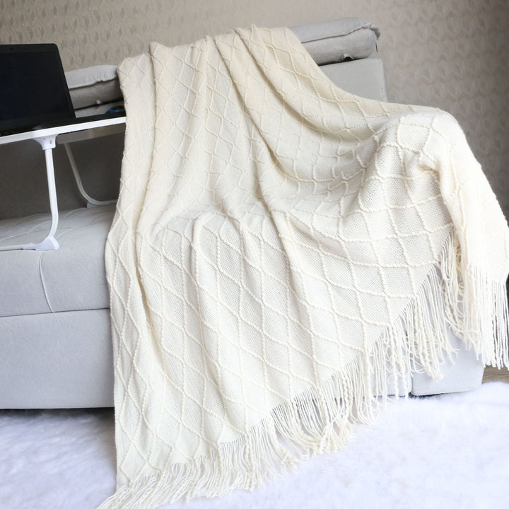 Luxurious Textured Knit Throw Blanket Bowlift