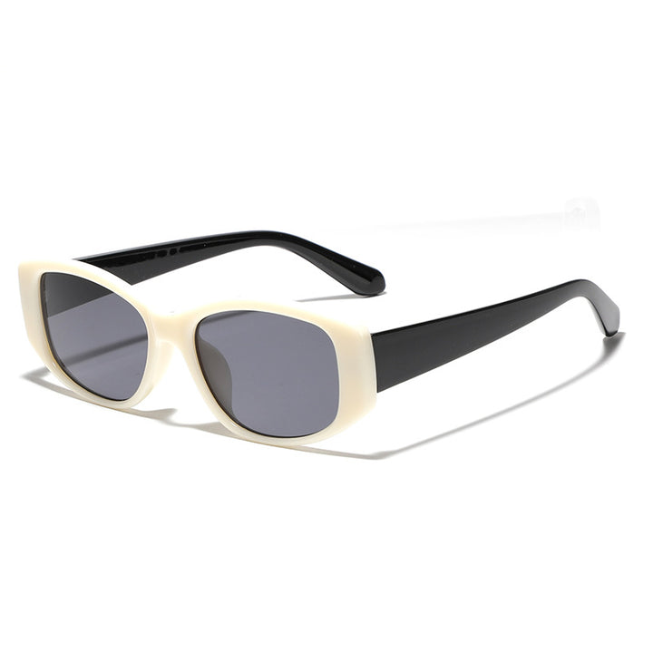 Ladies fashionable cat eye sunglasses with holographic design Bowlift