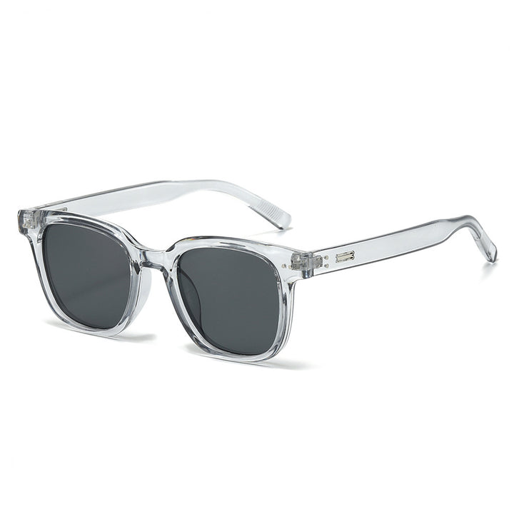 Retro-Inspired Statement Eyewear Bowlift