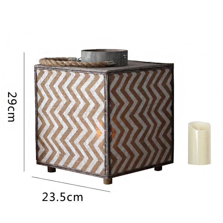 Decorative lantern with zigzag pattern Bowlift