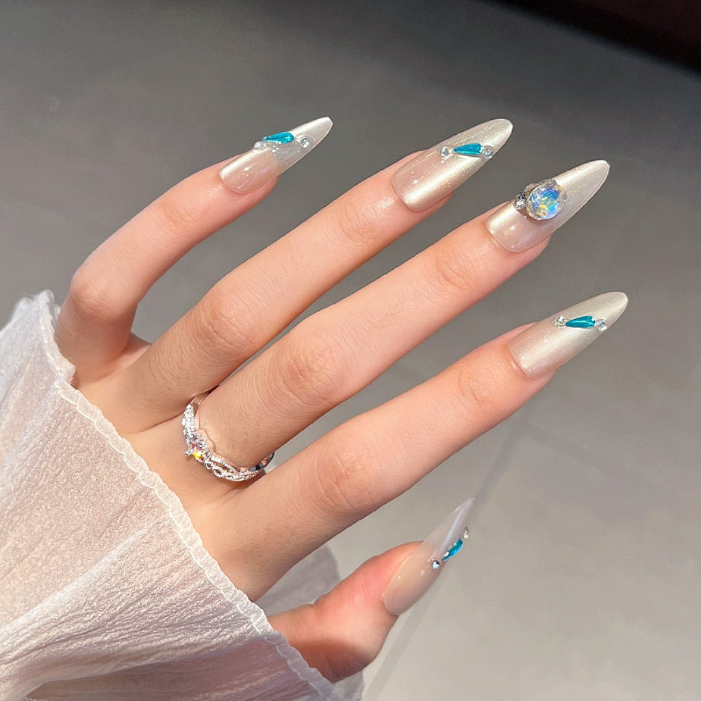 Crystal-Embellished Nail Art Extensions Bowlift