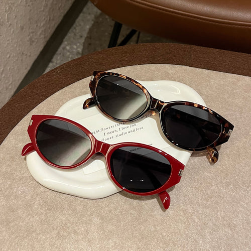 Stylish Cat Eye Sunglasses with Unique Pattern Bowlift