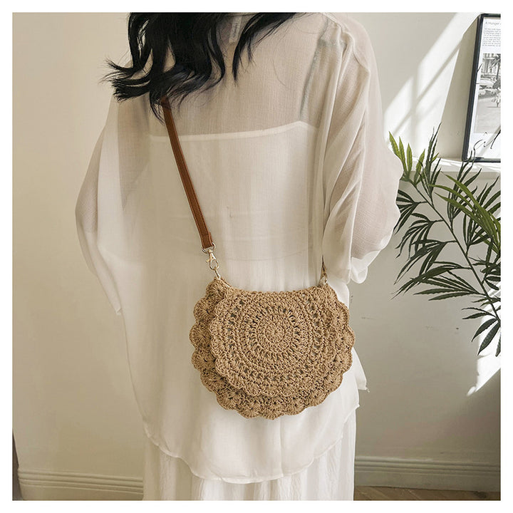 Handmade shoulder bag with floral patterns Bowlift