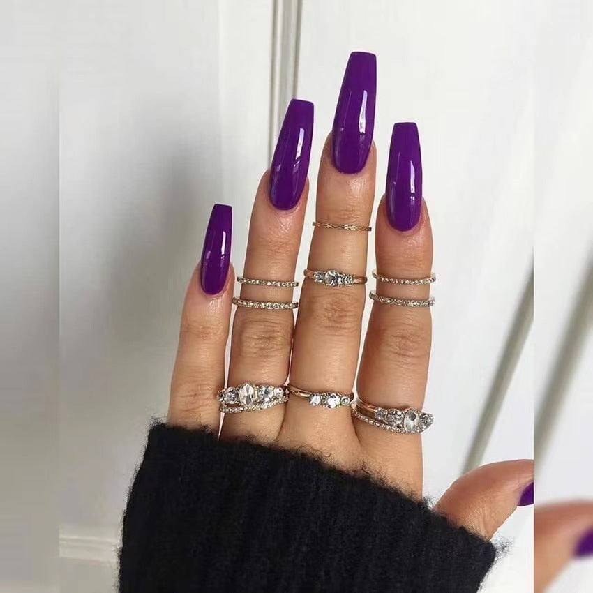 Artificial nail set with luxurious shine and elegant designs Bowlift