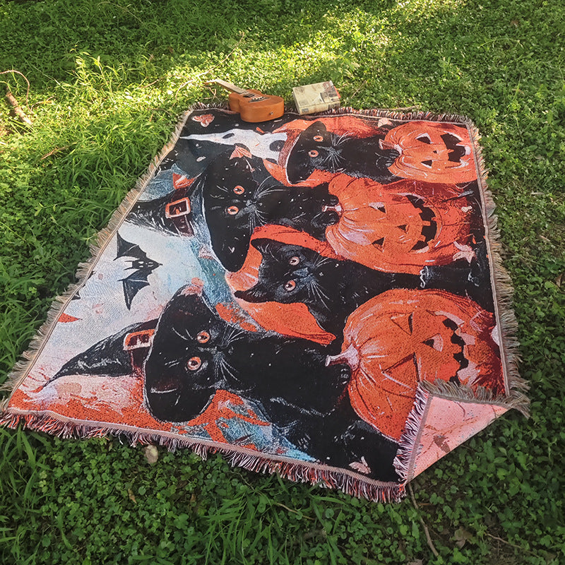 Halloween-Themed Decorative Throw Blanket