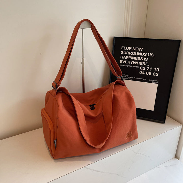 Multifunctional Sports Bag with Practical Carrying Options Bowlift