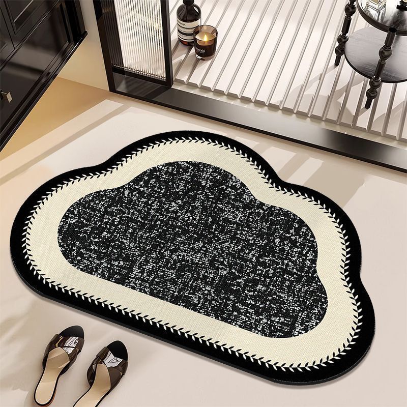 Decorative Scalloped Edge Area Rug