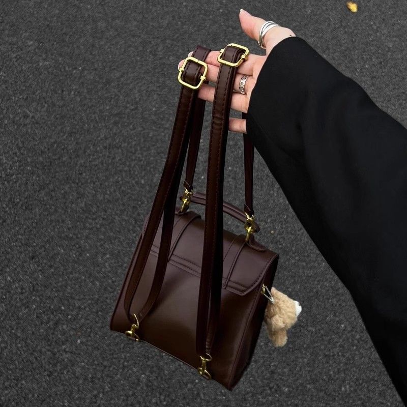 Fashionable Structured Handbag Bowlift