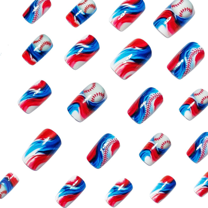 Sporty Baseball-Themed Nail Art Bowlift