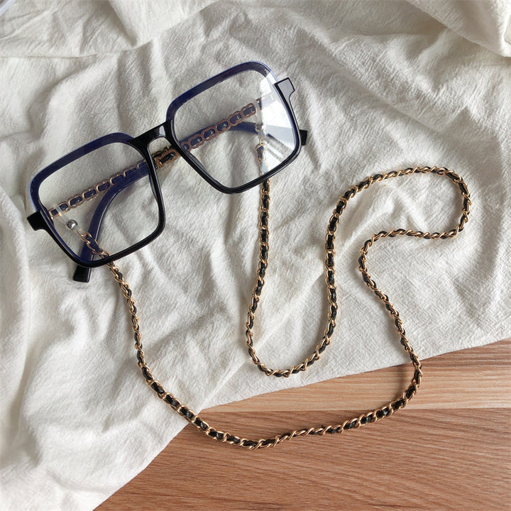 Stylish Chain Eyewear Holder Bowlift