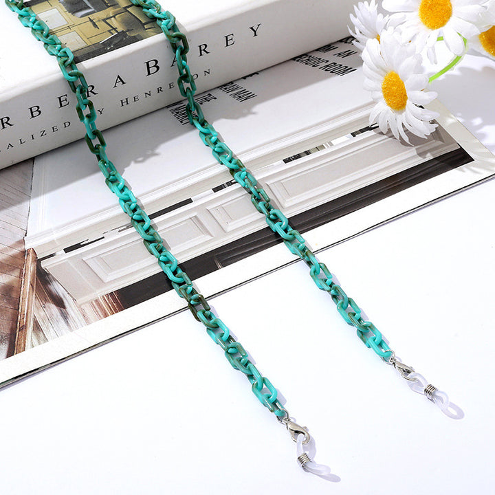 Fashionable necklace with clip clasp Bowlift