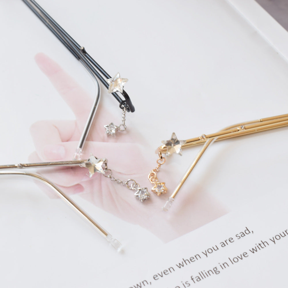 Star-Embellished Eyewear Chain Bowlift