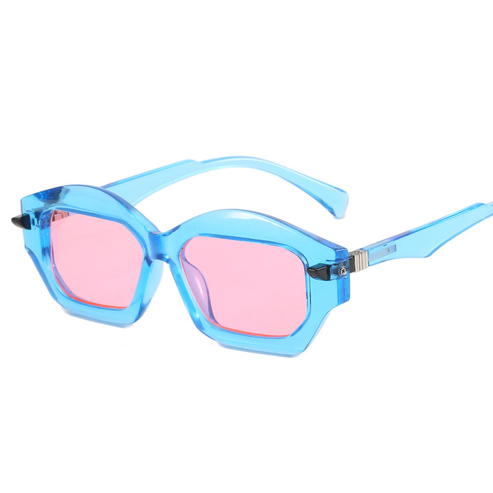 Women's Modernist Sunglasses with Eye-Catching Frame Bowlift