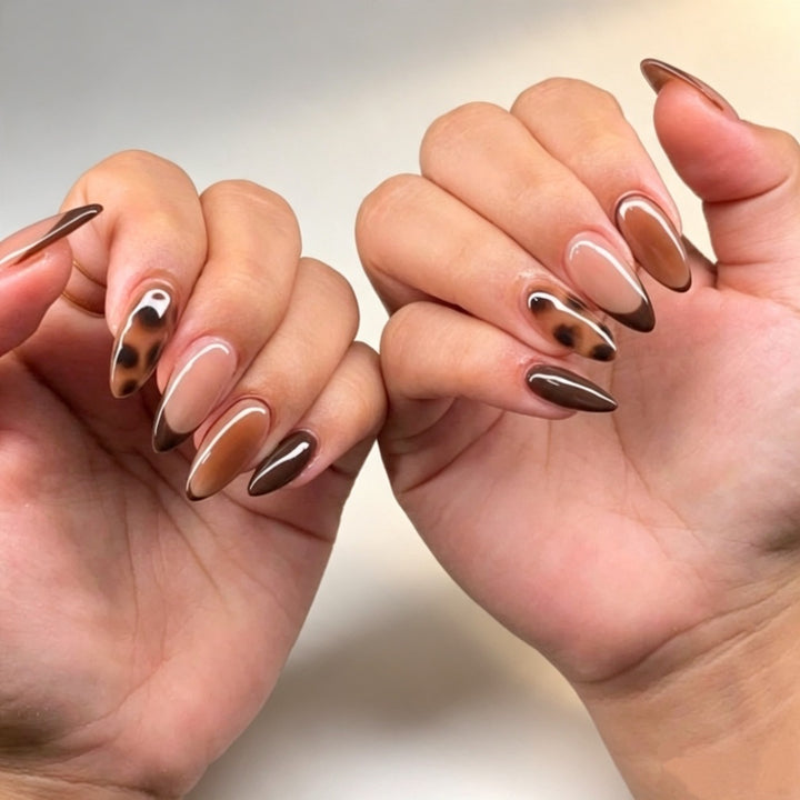 Elegant Artificial Nails with Unique Gradient and High Gloss Finish Bowlift