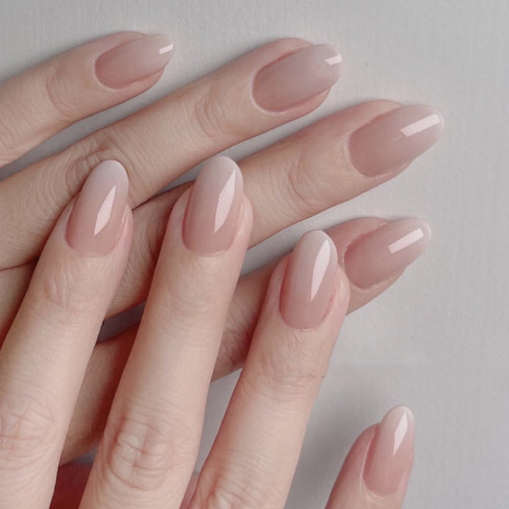 Elegant and stylish acrylic nails Bowlift