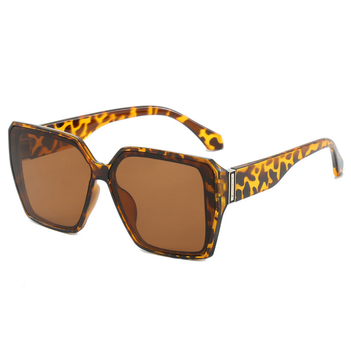 Women's stylish geometric sunglasses in urban style Bowlift