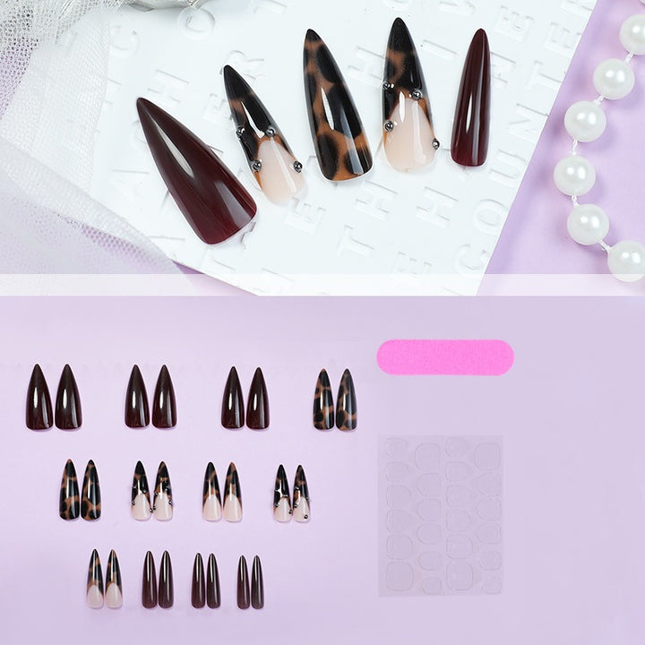 Artificial nail set with elegant leopard and burgundy design Bowlift